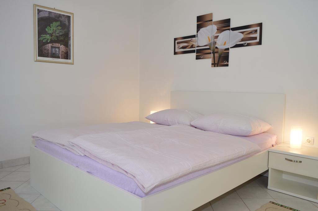 Permarinus Apartments Podstrana Rom bilde